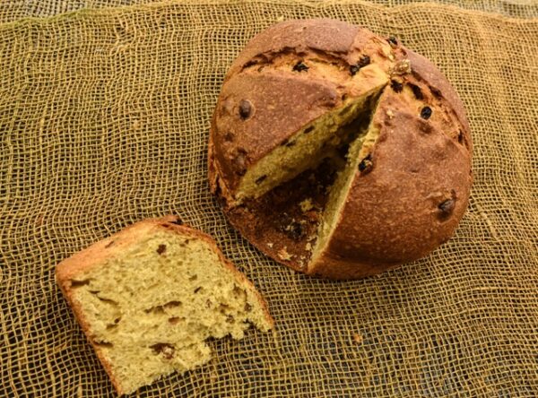 MCF_1272-dimensioni-medie.jpeg Panettone Intero con olio evo